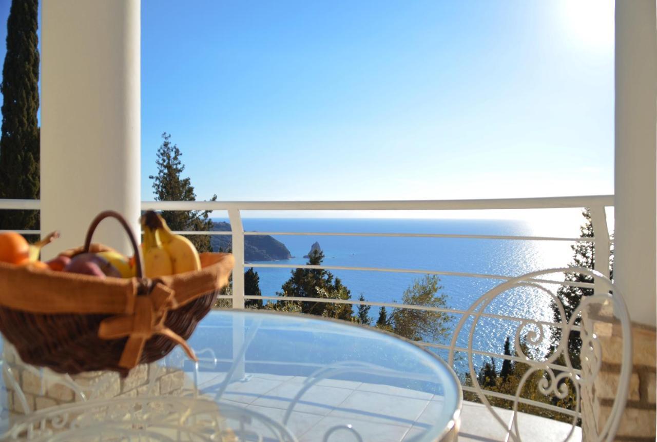Villa Alibertini Agios Gordios  Dış mekan fotoğraf