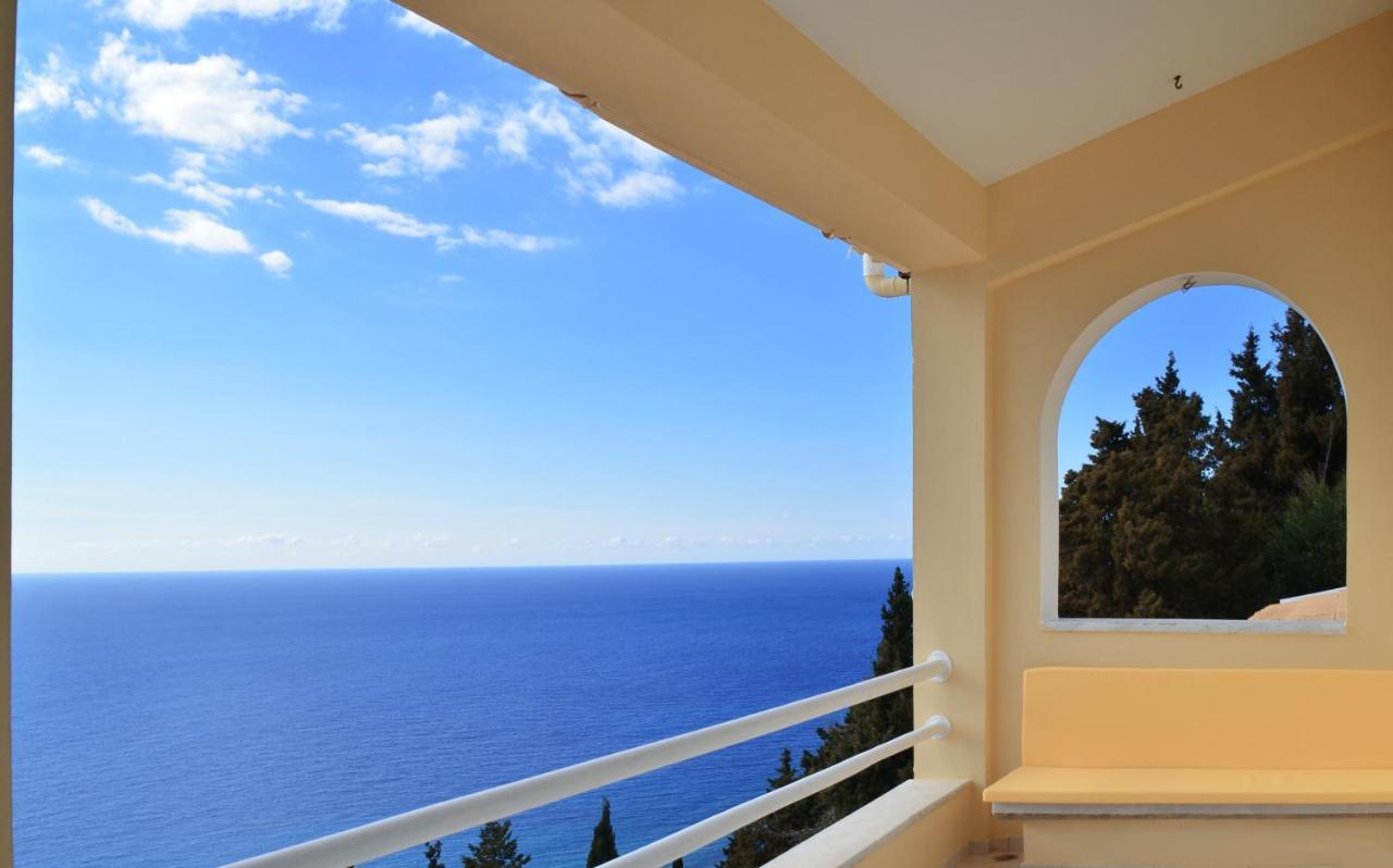 Villa Alibertini Agios Gordios  Dış mekan fotoğraf