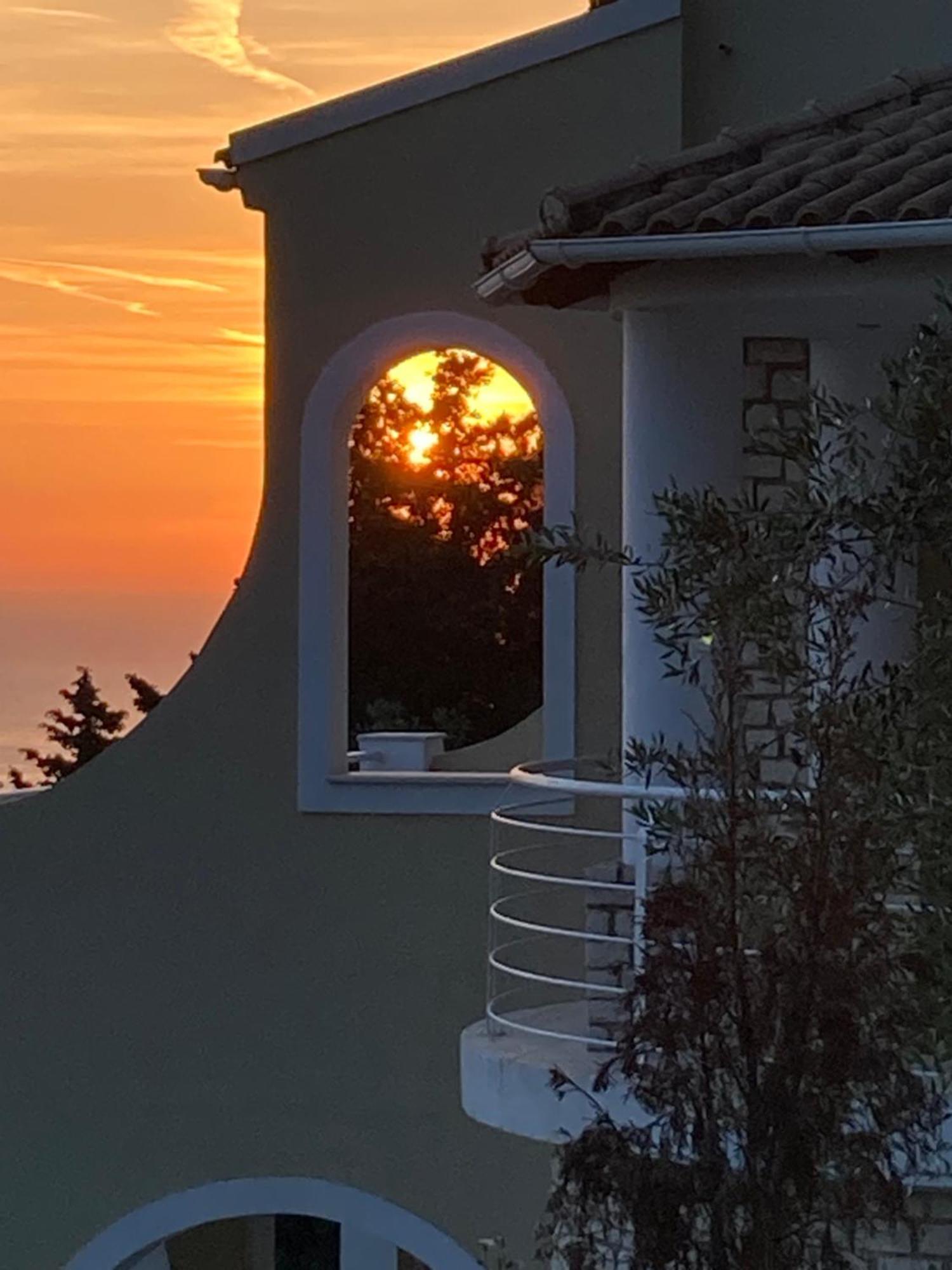 Villa Alibertini Agios Gordios  Dış mekan fotoğraf